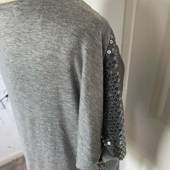 Brandy Melville Boxy Crop Sequin t-shirt, O/S - Picture 6 of 14